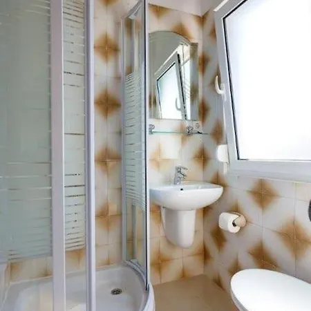 Braut-studio-andrea 1 With Beautiful Sea View Kornić